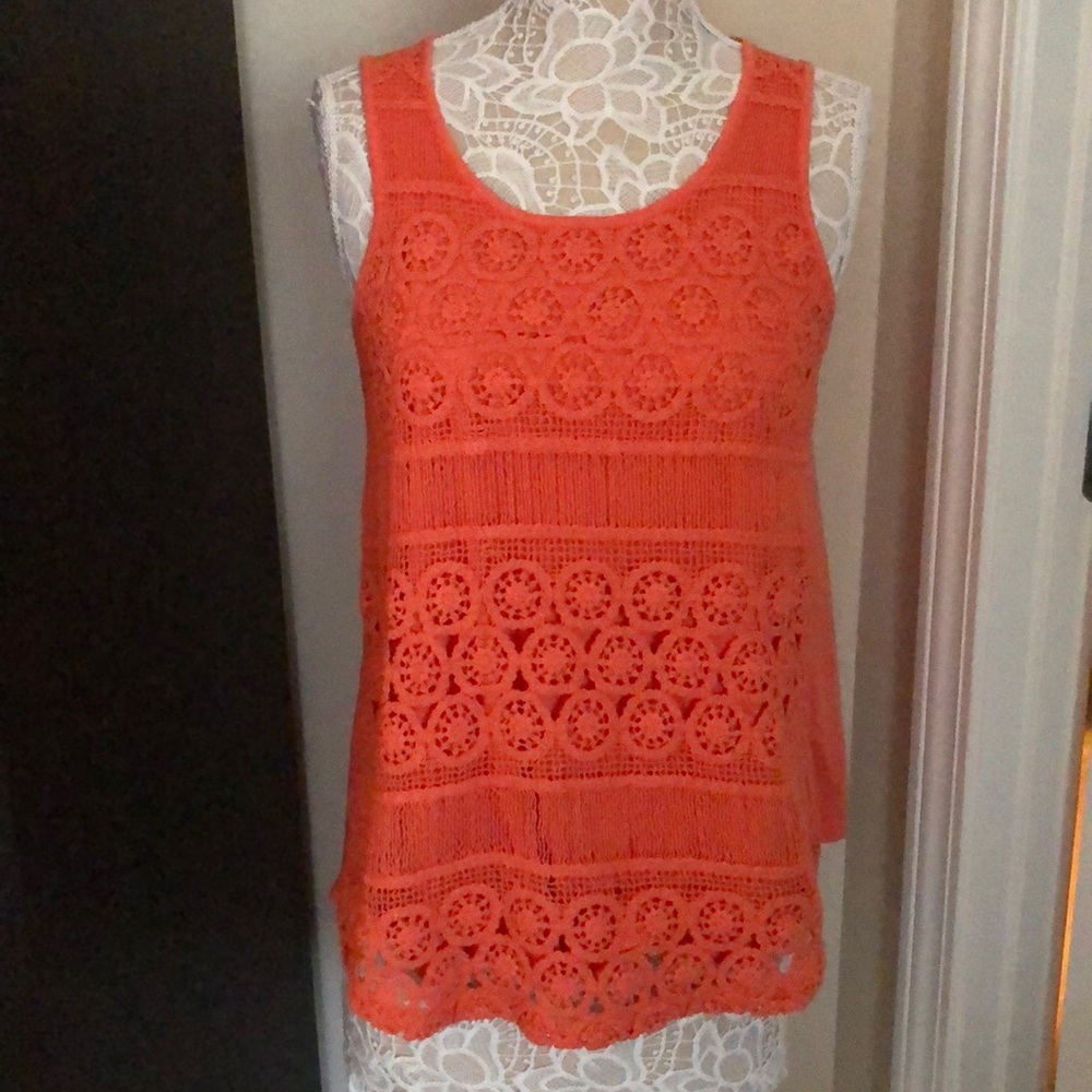 GREAT condition CROWN & IVY front lace sleeves top size XS orange color